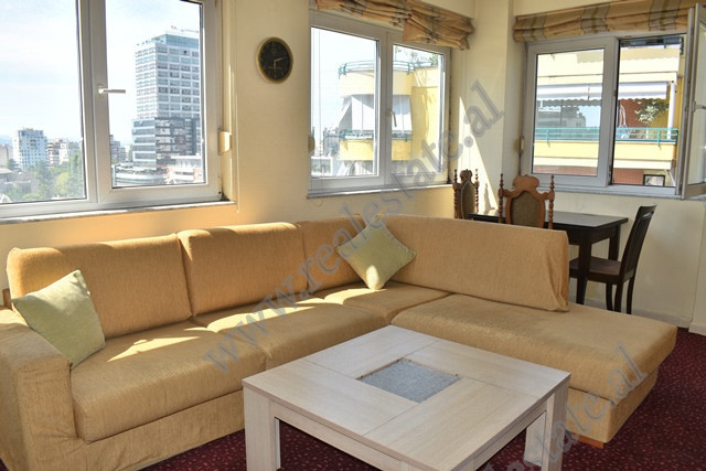 Apartament 1+1 me qera ne rrugen Dervish Hima ne Tirane.

Banesa pozicionohet ne katin e 7-te te &
